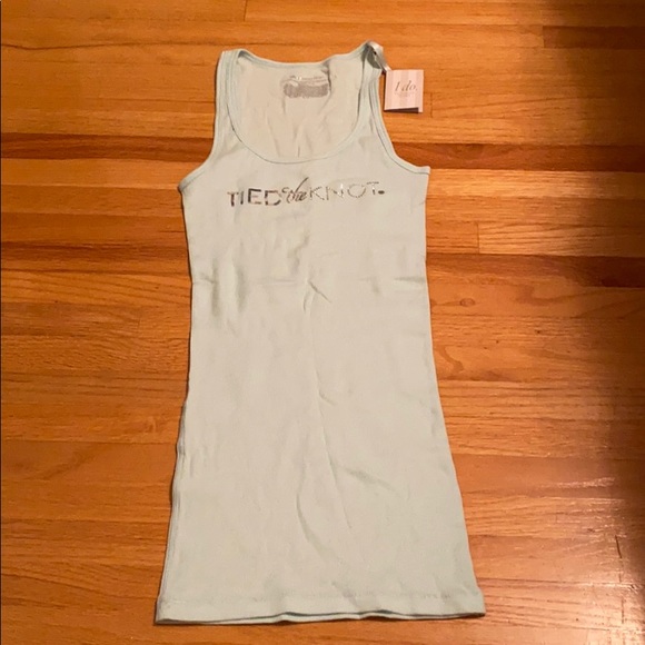 Victoria Secret Tied the knot tank top - Picture 1 of 2